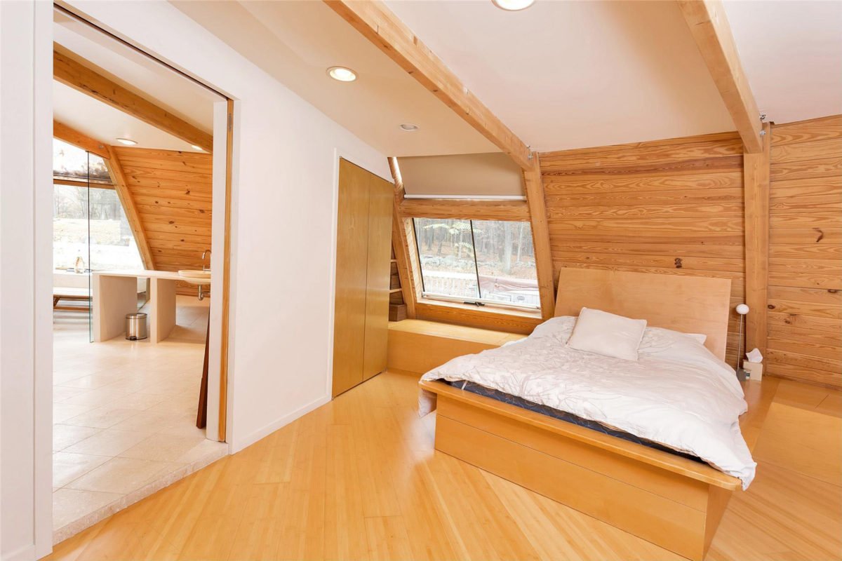 sloped-roof-bedroom