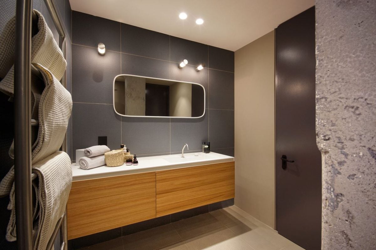 22sophisticated-retro-bathroom
