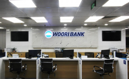 quầy tiếp tân ngân hàng woori bank